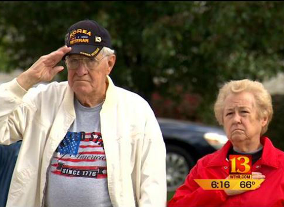 Korean War Vet Revolts Against HOA Over Flag Display
