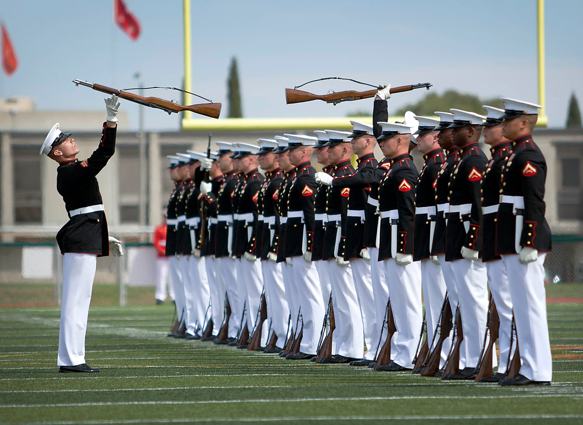 VIDEO: United States Marine Corps Silent Drill Platoon In Action